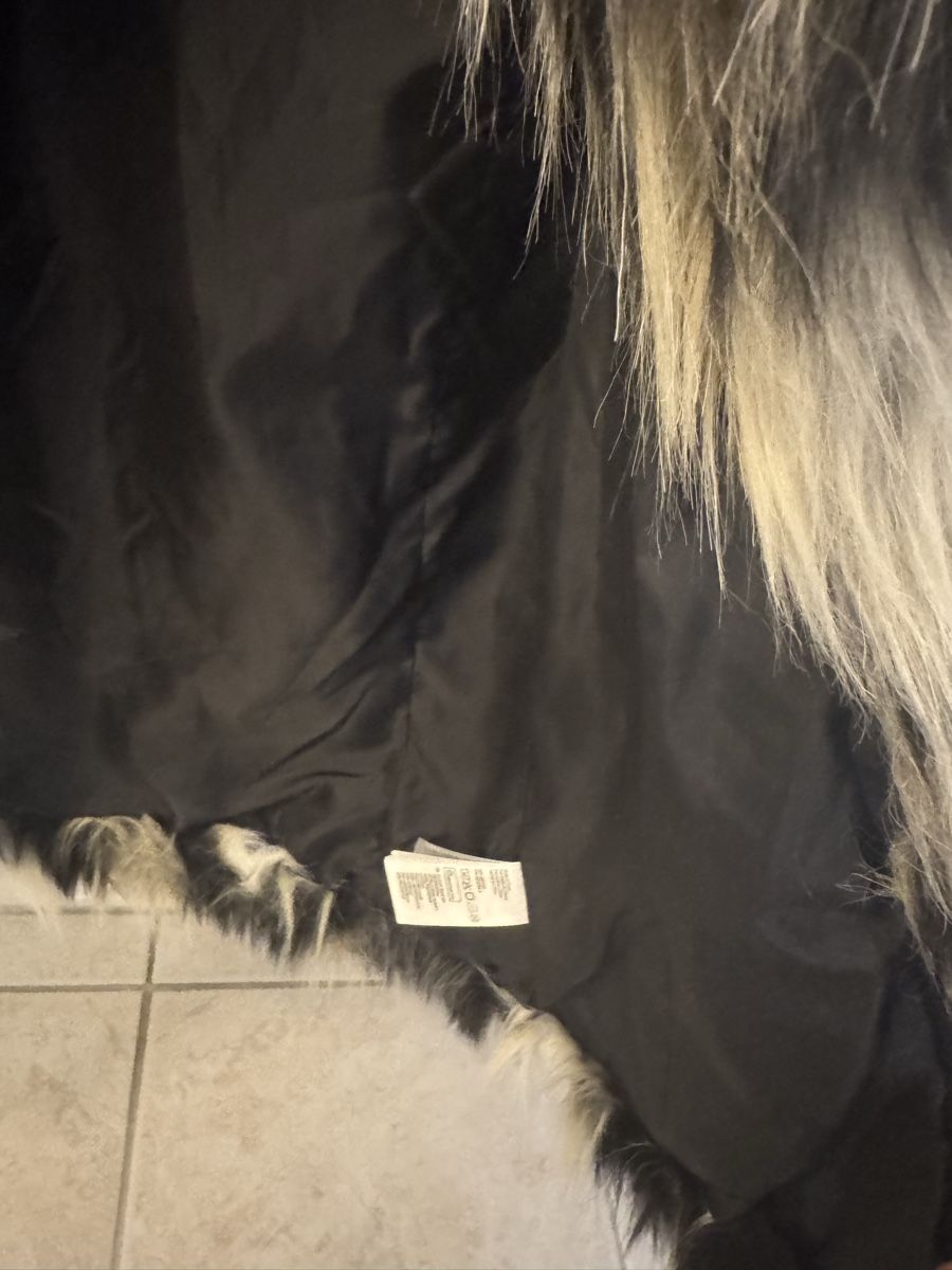 H&M Giacche: Kunstpelzjacke H&M, 34  – Usato da Zürich venduto da Anilein_9989 3
