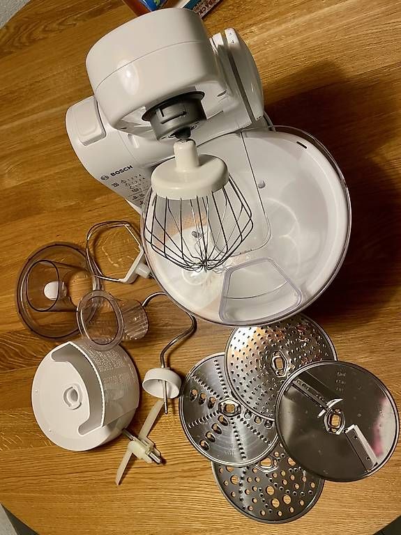 Küchengeräte: BOSCH MUM Küchenmaschine – Gebraucht aus Bünzen von tenom