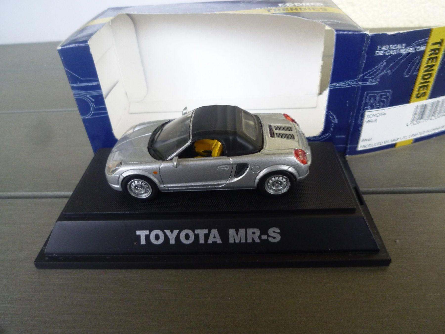 Toyota Modellini d'auto: Toyota MR-S – Nuovo e nell'imballaggio originale da Flawil venduto da Imperiosud 1