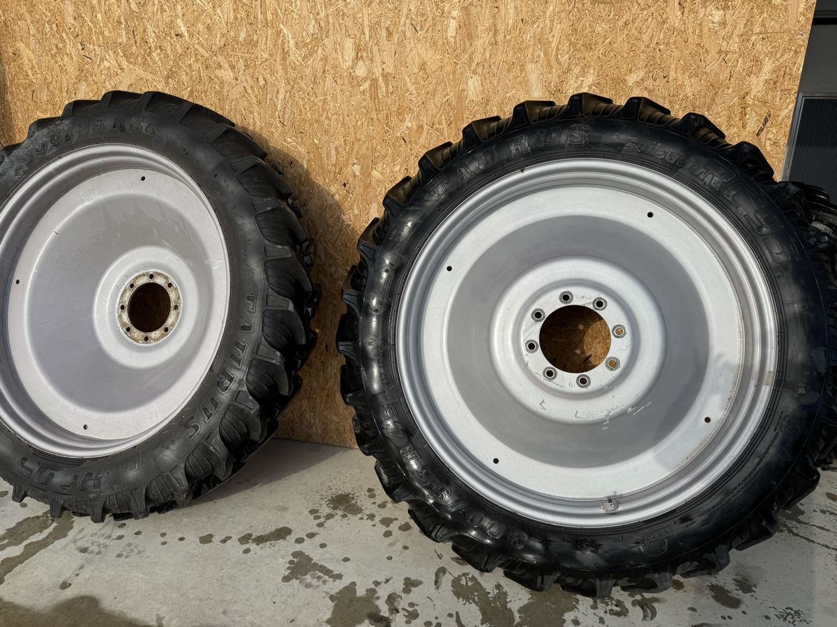 Pneumatici & Ruote complete: Pflegebereifung Kompletträder Case MX100c – Usato da Besenbüren venduto da Mesox