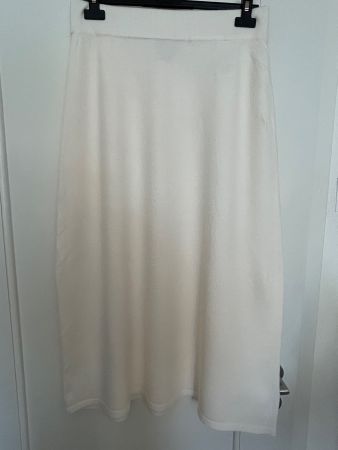 Strickrock in weiss/ecru 40/42/L