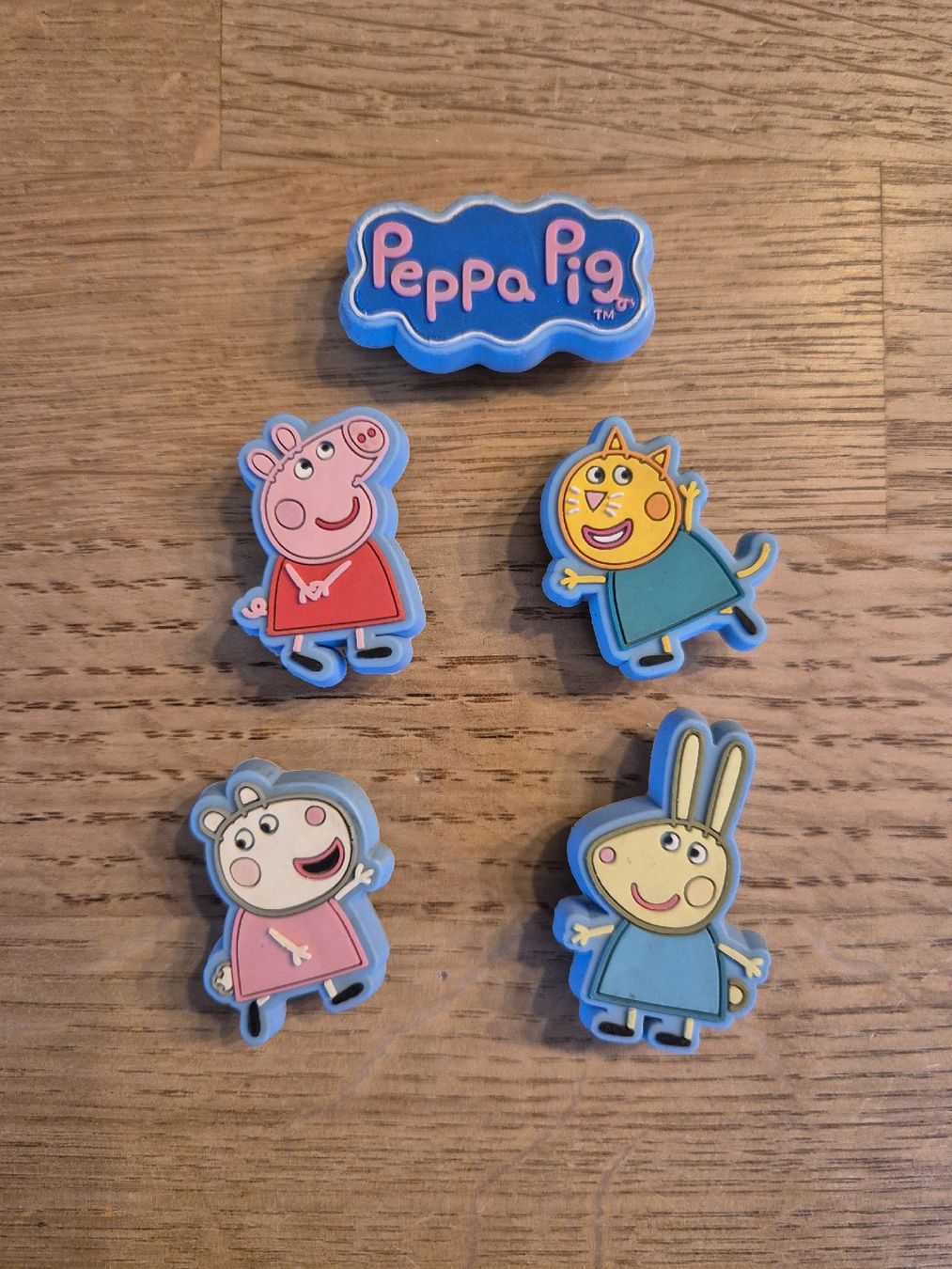 Alle Dekorationen: Crocs Jibbitz Charms Original Peppa Pig – Gebraucht aus Jona von