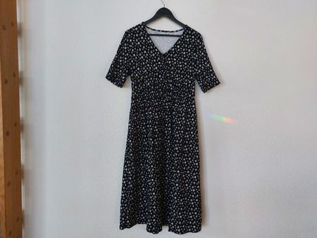 Blumenkleid, Schwarz/Weiß, ungetragen!