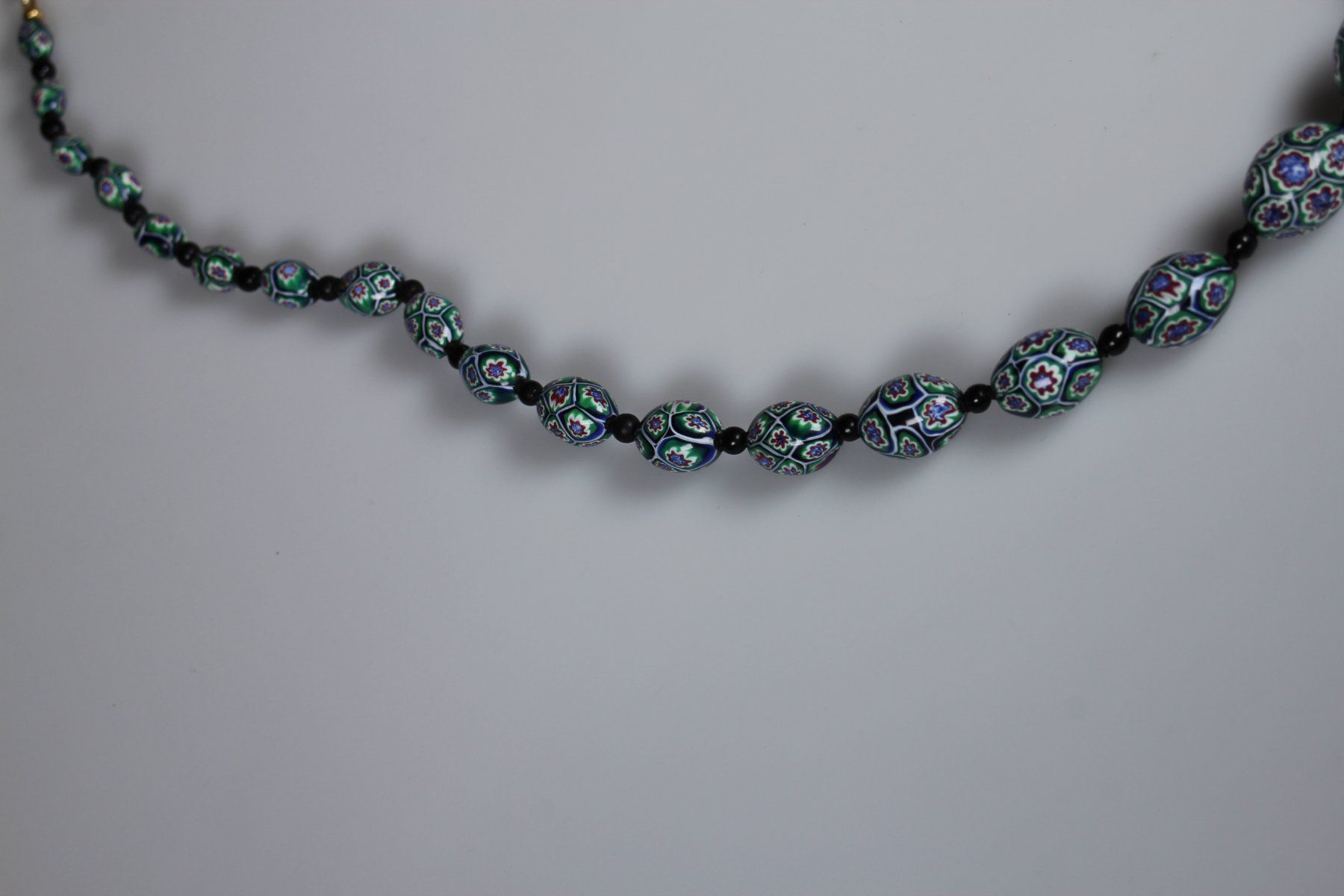 Murano Catenine: Murano Millefiori Glasperlenkette – Usato da Basel venduto da IRMAundFRED 4