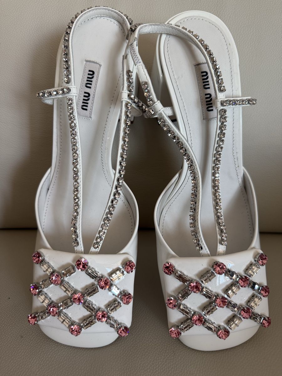 Miu Miu Damenschuhe: Miu Miu Slingbacks – Neu und originalverpackt aus Zollikon von sba_5tf2