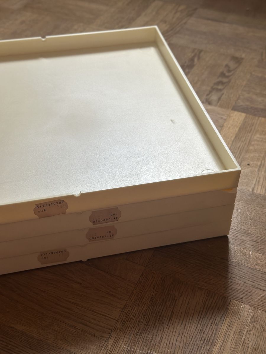 Supporti per strumenti musicali & leggii: Vintage Schallplattenständer – Usato da Zürich venduto da cla_sgm7 4