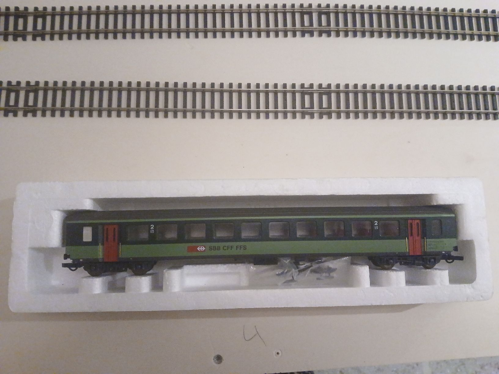Lima Modellini di ferrovie: H0 SBB EW1 B NPZ Prototyp Design Lima – Usato da Brügg BE venduto da Just_standing_here 1