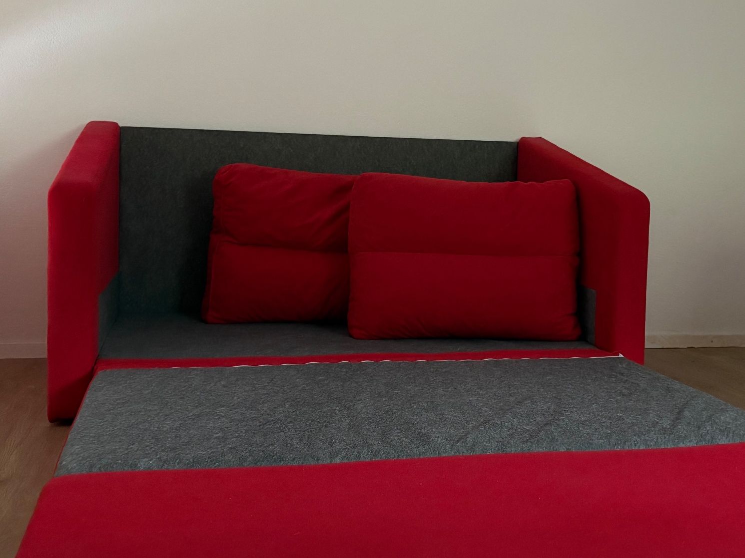 Sofas: Ausklapp-Sofa – D'occasion à Vals par yellie 2