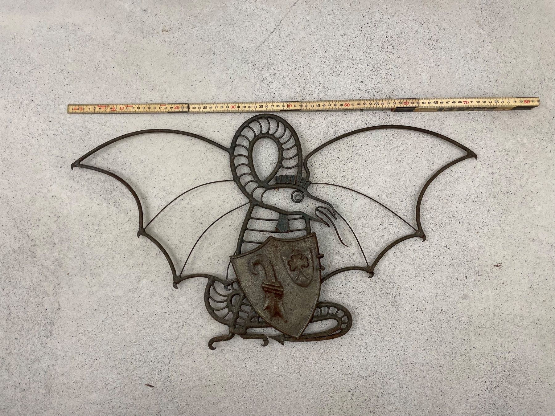 Altro in Antiquarato & Arte: Basilisk, Schlosser, Eisen, Basel, Metall, handgeschmiedet – Usato da Liestal venduto da Kinschtler 1