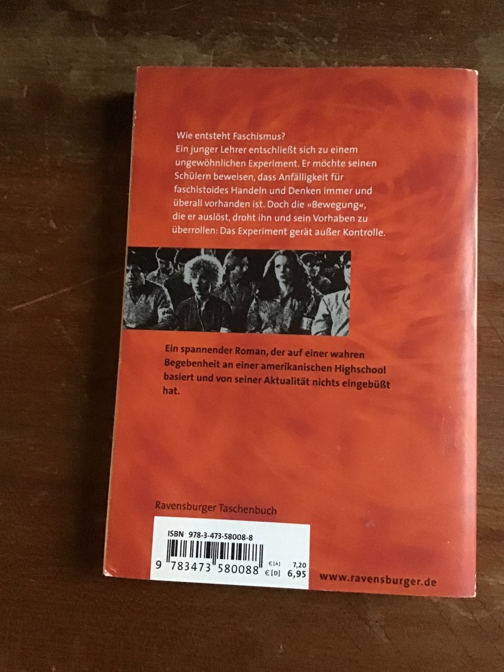 Libri: Die Welle von Morton Rhue – Usato da Langrickenbach venduto da orangecircledance 1