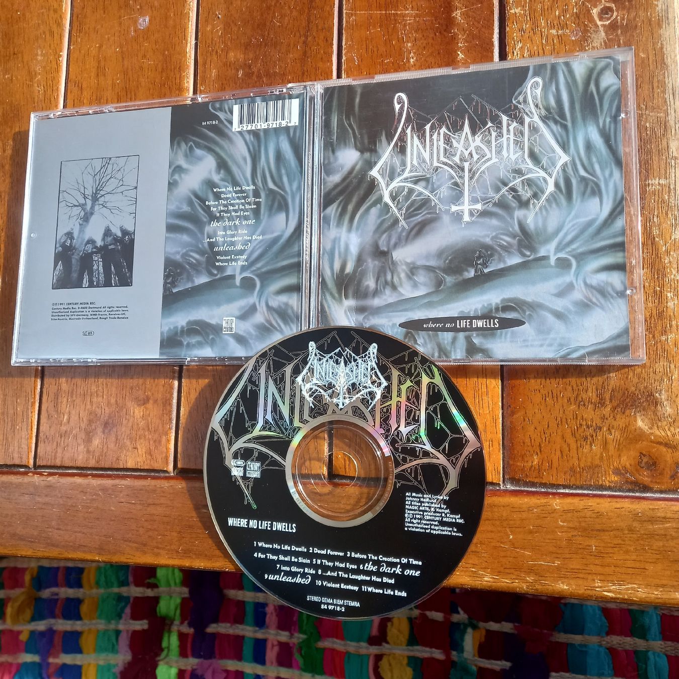 CD: Unleashed- Where... – Usato da St-Cergue venduto da VeganWarrior