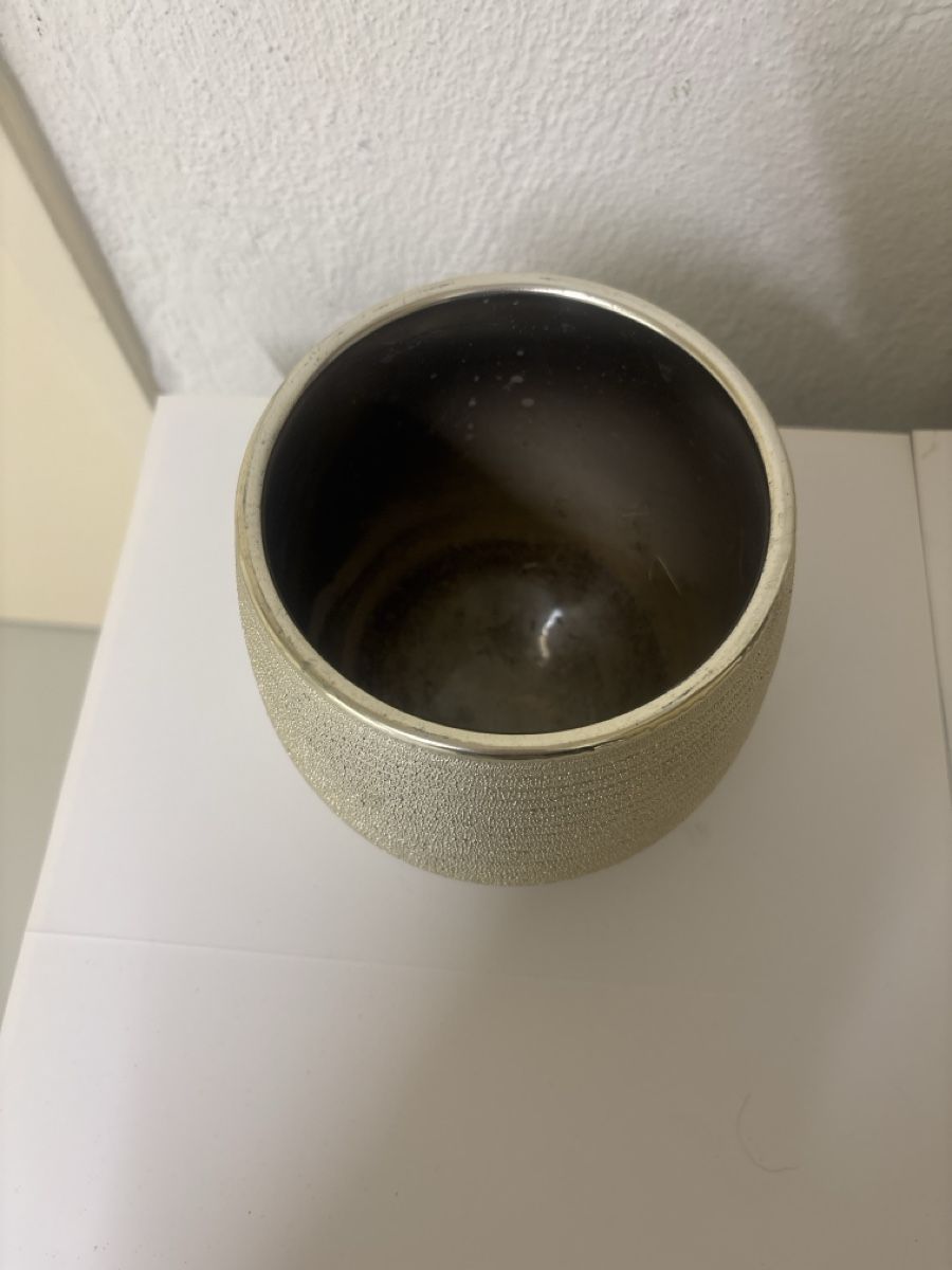 Vasi per fiori: Topf, silberfarben, Deko, Innendurchmesser 12 cm, neu! – Usato da Wallisellen venduto da AS.TZ. 2
