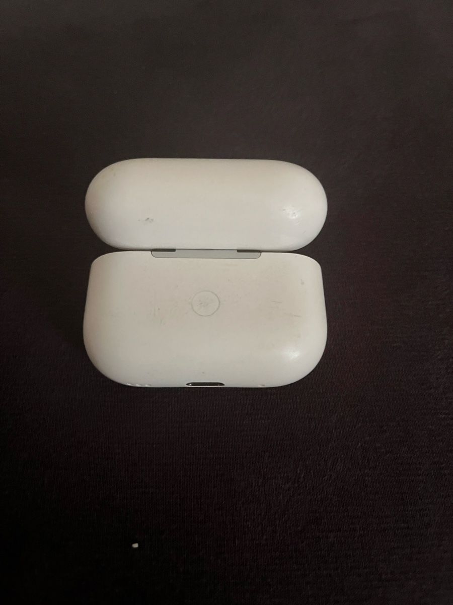 Apple Cuffie: Airpods Pro 2nd Generation – Usato da Bonstetten venduto da man_zrt7