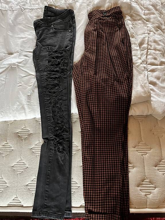 Pantaloni: Jeans e pantaloni taglia S – Usato da Sigirino venduto da RamonaLamboo 2