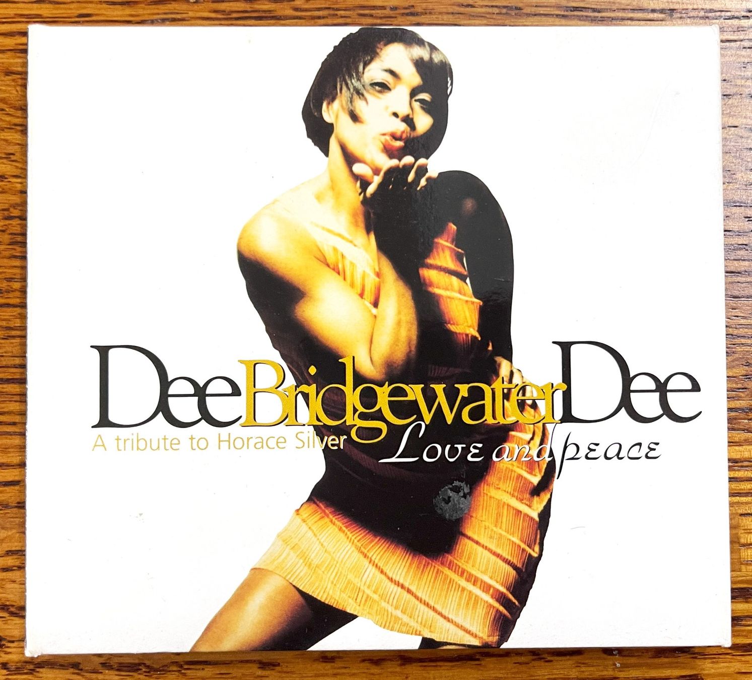 CD: Love and Peace - Dee Dee Bridgewater CD – Usato da Oftringen venduto da Vucki