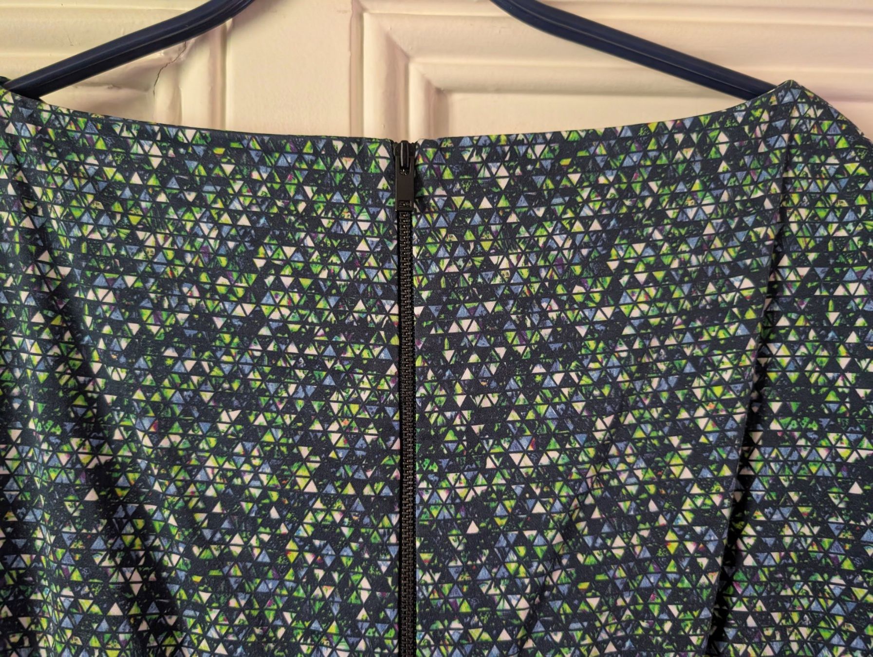 Cos Vestiti: COS : Elégante robe imprimé "vitrail" vert 42-44 – Nuovo e nell'imballaggio originale da Petit-Lancy venduto da lilycerise 4