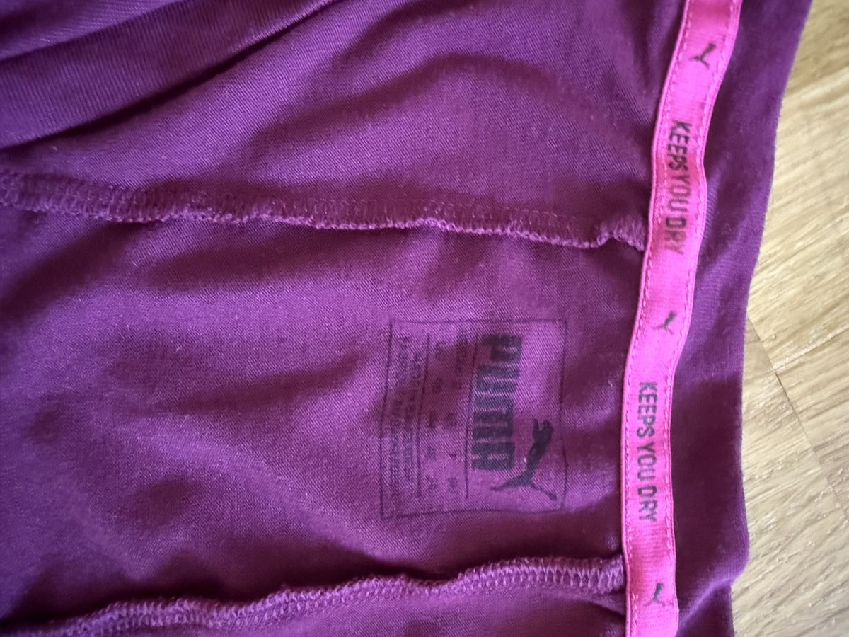 Puma T-shirt: Puma Sport tshirt – Usato da Basel venduto da Sarah921 2