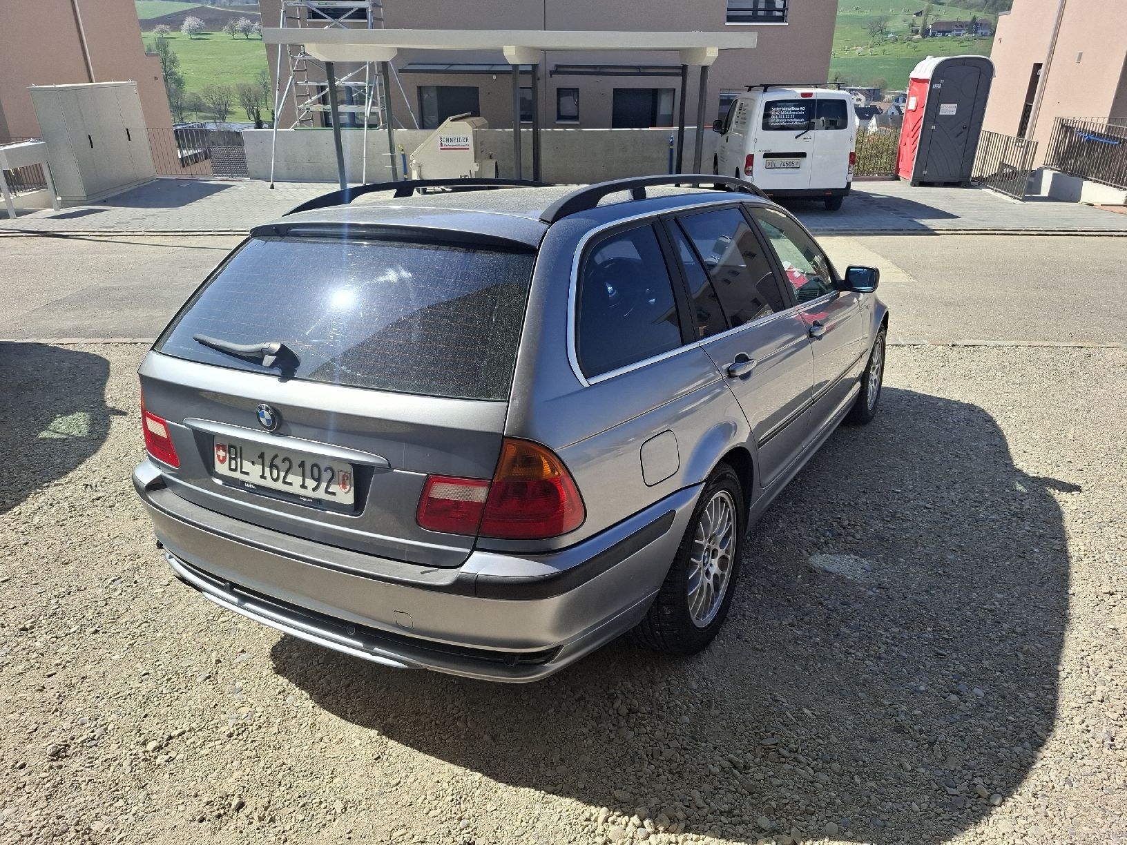 BMW Autos: BMW 320i Touring ab MFK 09/25 – Gebraucht aus Ormalingen von V850 2