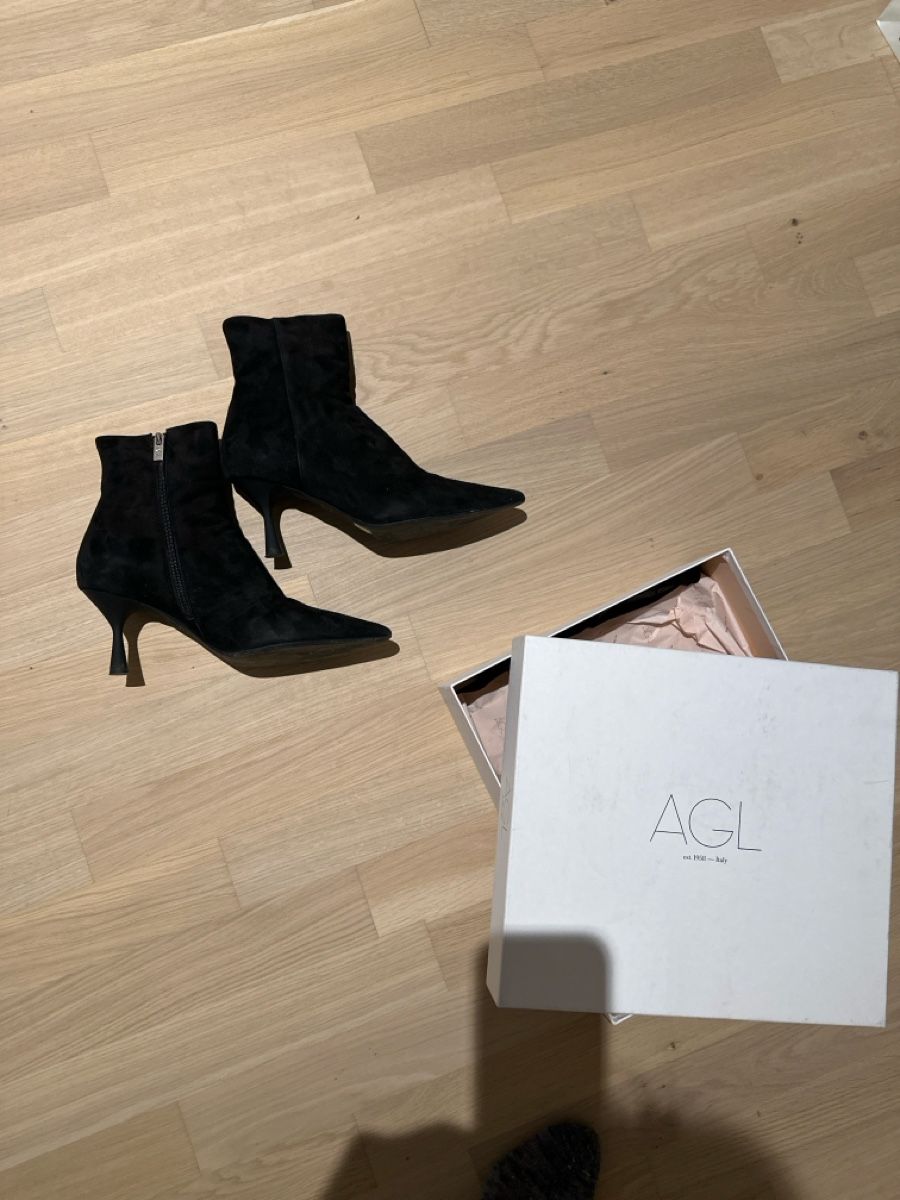 AGL Damenschuhe: AGL Stiefeletten schwarz Wildleder, NEU – Neu (gemäss Beschreibung) aus Dübendorf von Bella1177 7