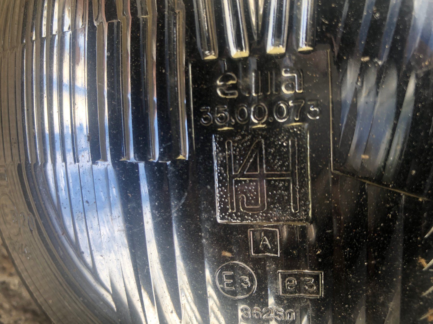 Lancia Fari: Scheinwerfer Lancia A 112 – Usato da Luzern venduto da Chabisblaetter 1