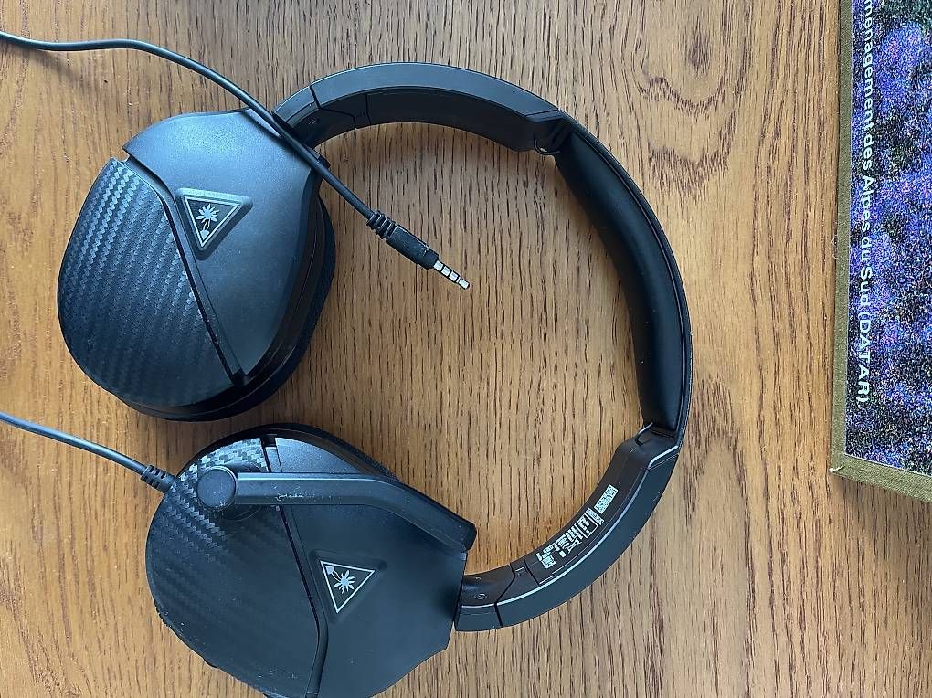 Sony Console: PS5 Digital + 2 Controller + Headset + Garantie – Usato da Allschwil venduto da kiirota 3