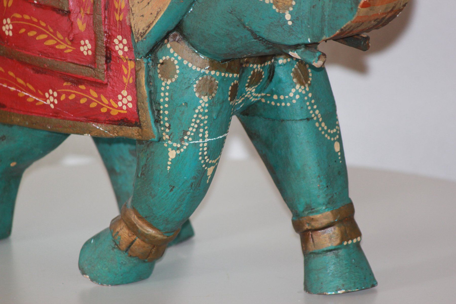 Sculture & Statue: Holz-Elefant aus Indien, grün – Usato da Wichtrach venduto da LuckyLuke69 2