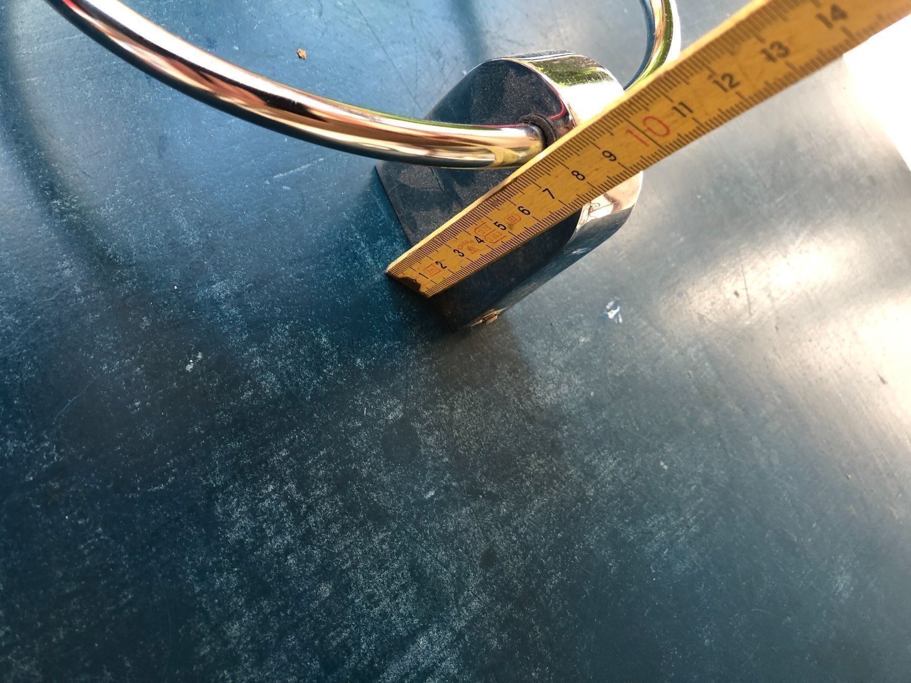 Handtuchhalter: Handtuchring – Gebraucht aus Niederrohrdorf von ledergerber 2