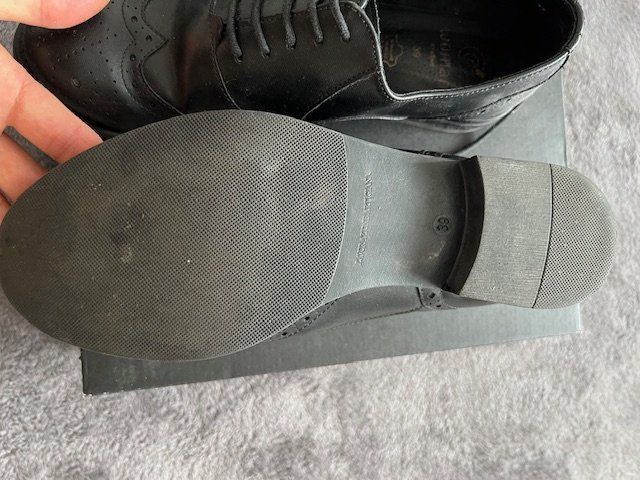 Scarpe da donna: Elegante schwarze Lederschuhe, Grösse 39 – Usato da Gossau Sg venduto da olles 4