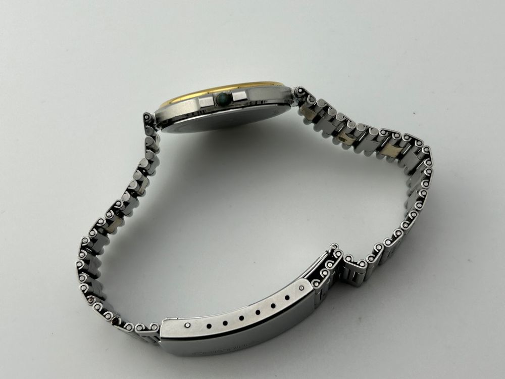 Montre Homme Vintage Saturn à Remontage Manuel - Boîtier Acier Massif, Fonctionne, Occasion