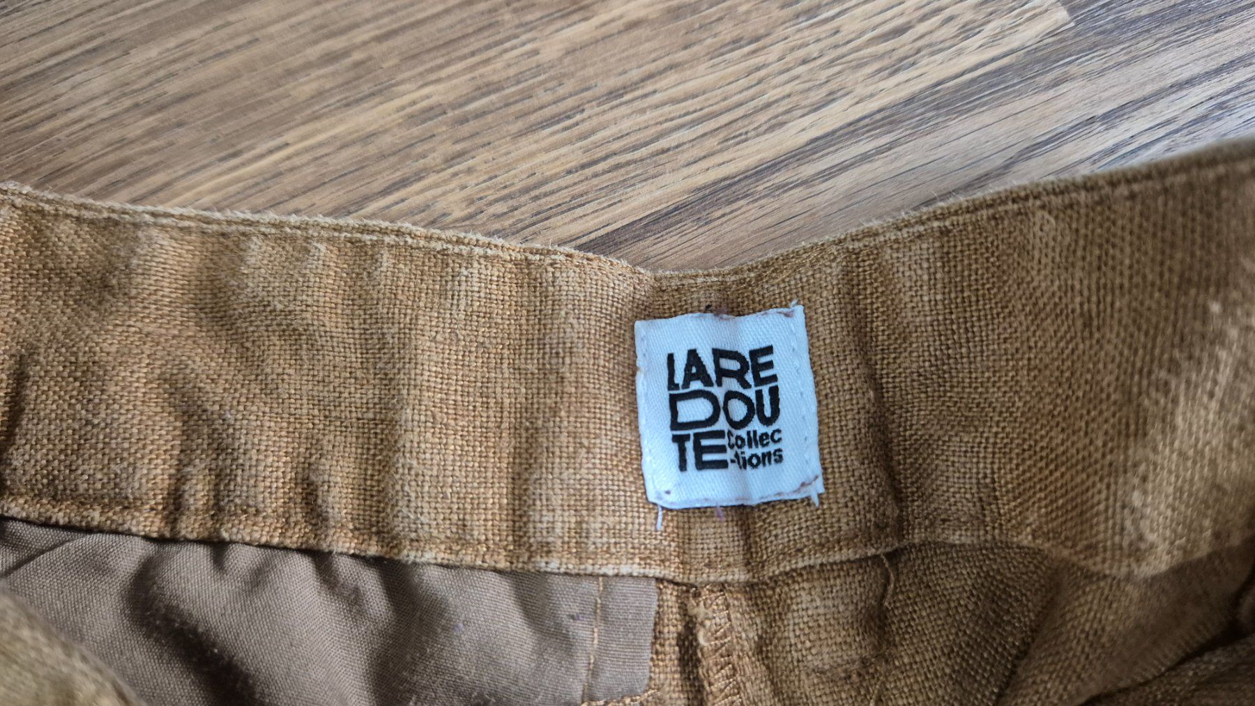 La Redoute Pantaloni: La Redoute mustard linen pants – Usato da Zürich venduto da monadiederich 1