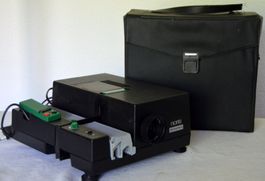 Noris V27 Diaprojektor / projecteur de diapositives