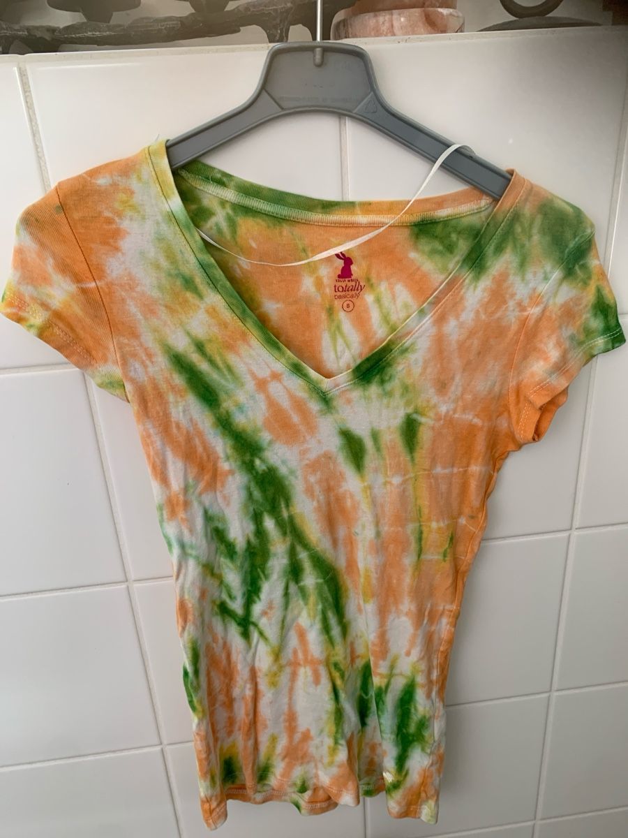 Esprit T-shirt: Esprit Shirt, Gr.S 🌞 – Nuovo (secondo la descrizione) da Egg b. Zürich venduto da Flummi 2