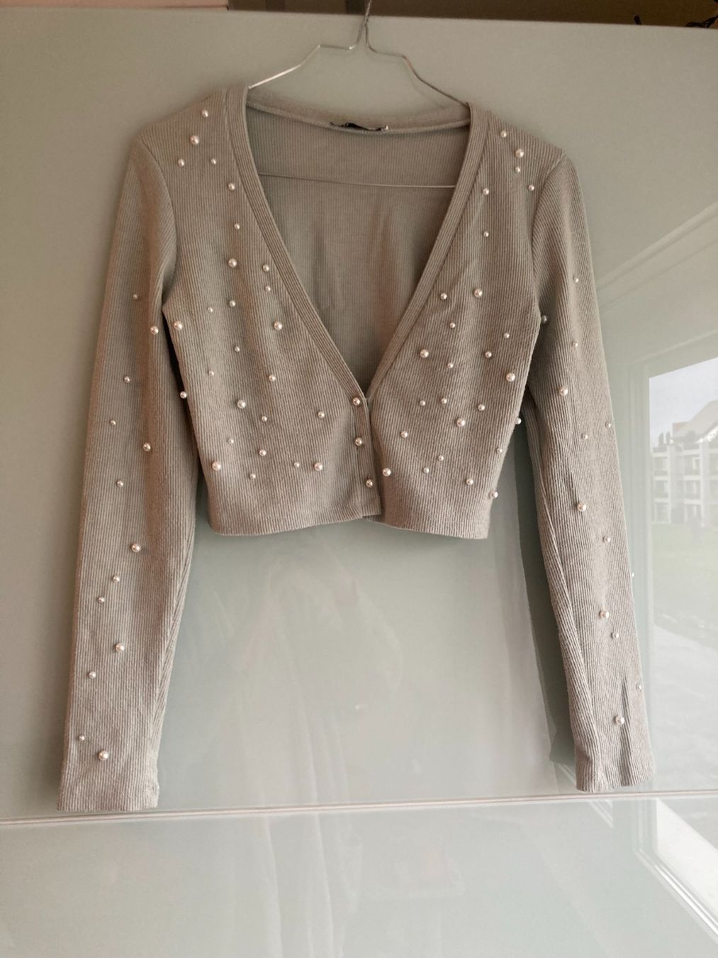 Zara Maglioni & Felpe: Zara Perlen Crop Strickjacke Gr. S – Usato da Winterthur venduto da rox_n5tg 1