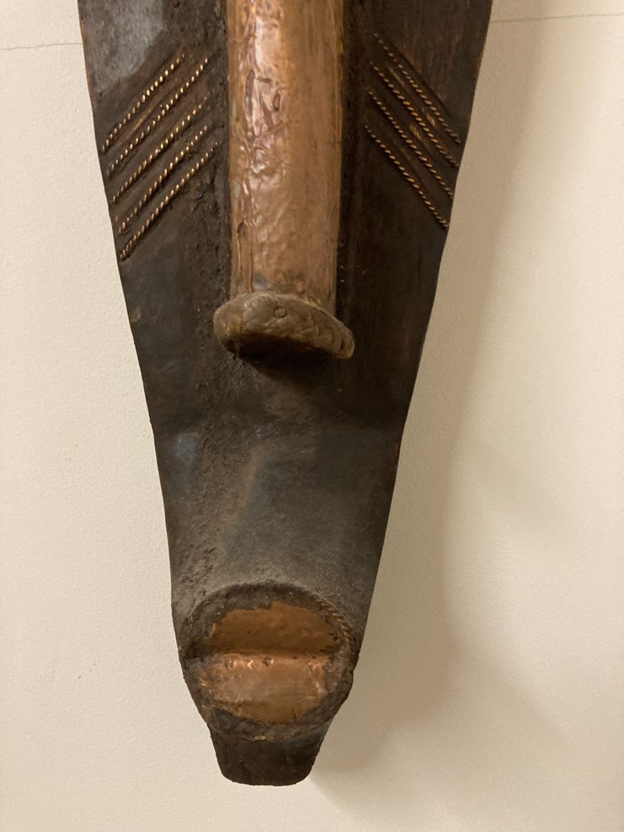 Internationale Kunst: Maske (Kamerun) m Kupfer Applikationen (Chameleon) 92 x 23 – Neu (gemäss Beschreibung) aus Bolligen von abara1 2