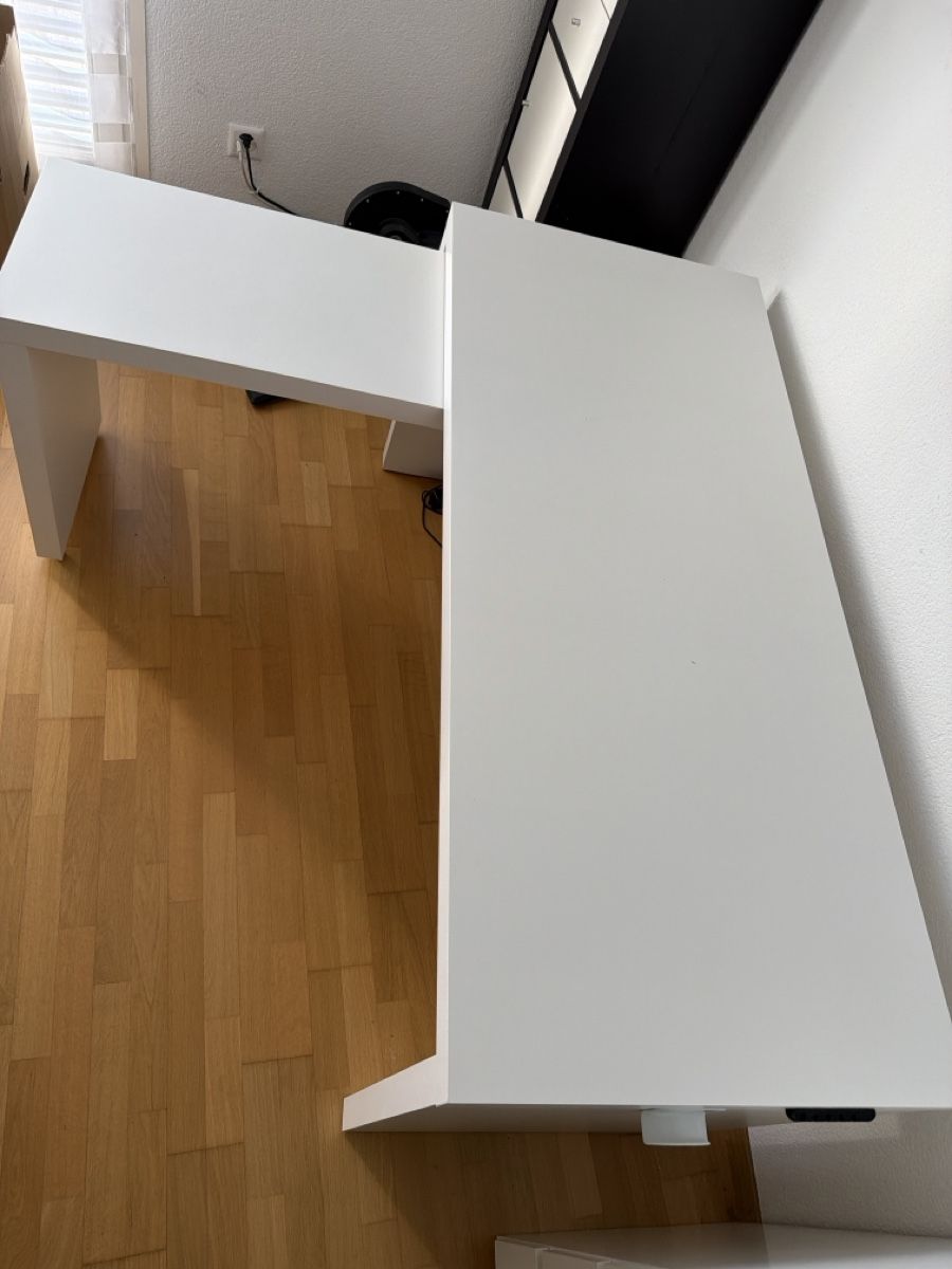 Ikea Schreibtische: Schreibtisch Ikea Malm  – Gebraucht aus Wolfhausen von sky-n-sand 3