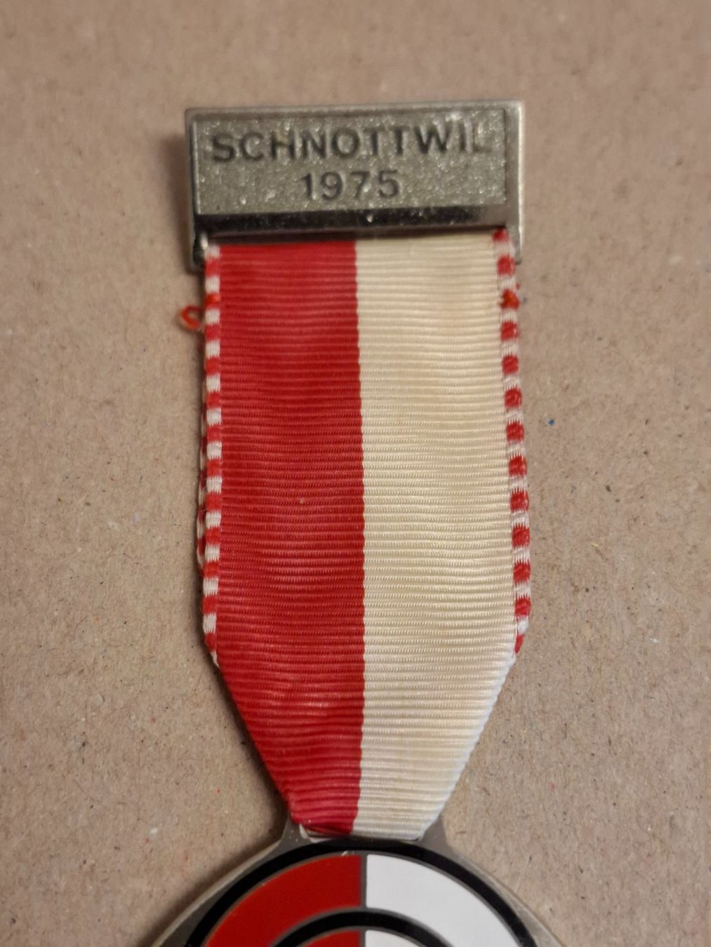 Medaillen: Schnottwil 1975 (t61) – Gebraucht aus Schwanden GL von Suvorov 1