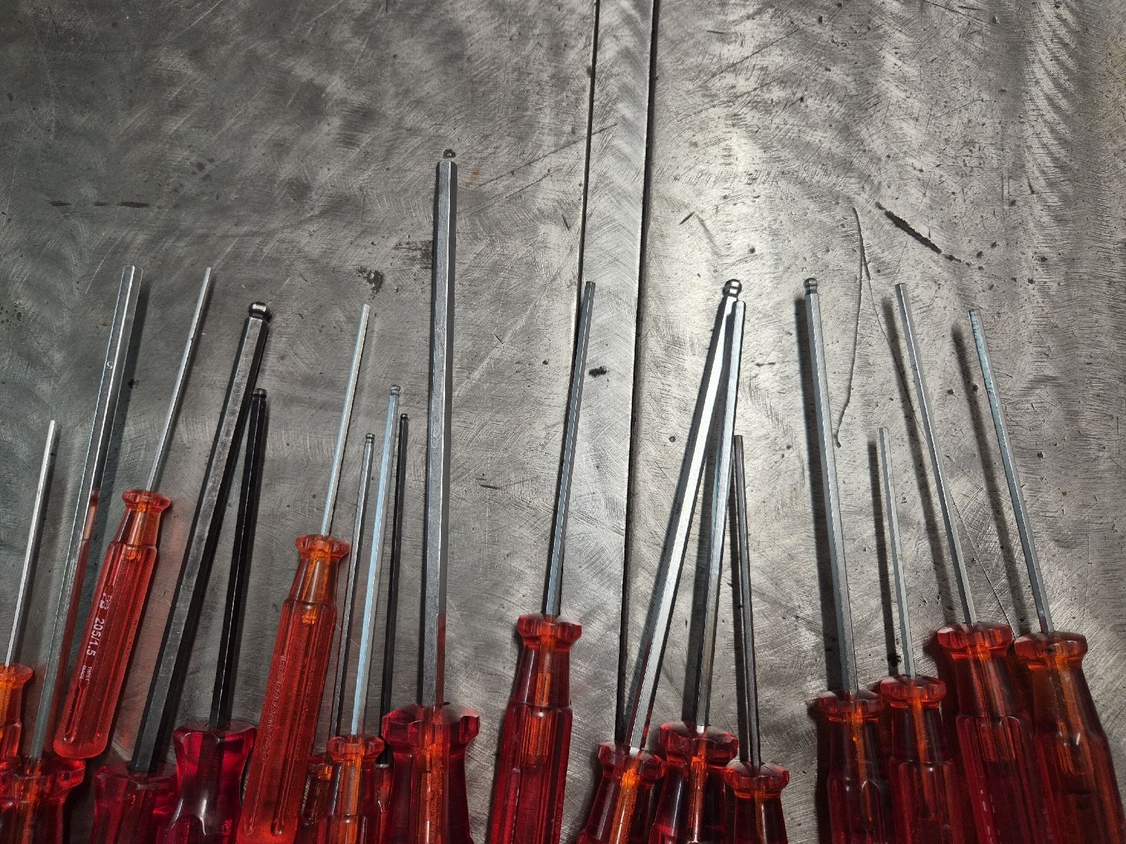 Tous les outils: Tournevis divers / 45 pièces  – D'occasion à Le Locle par CHEGUA 4