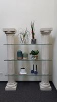 Exklusives Regalsystem im neoklassischen Stil