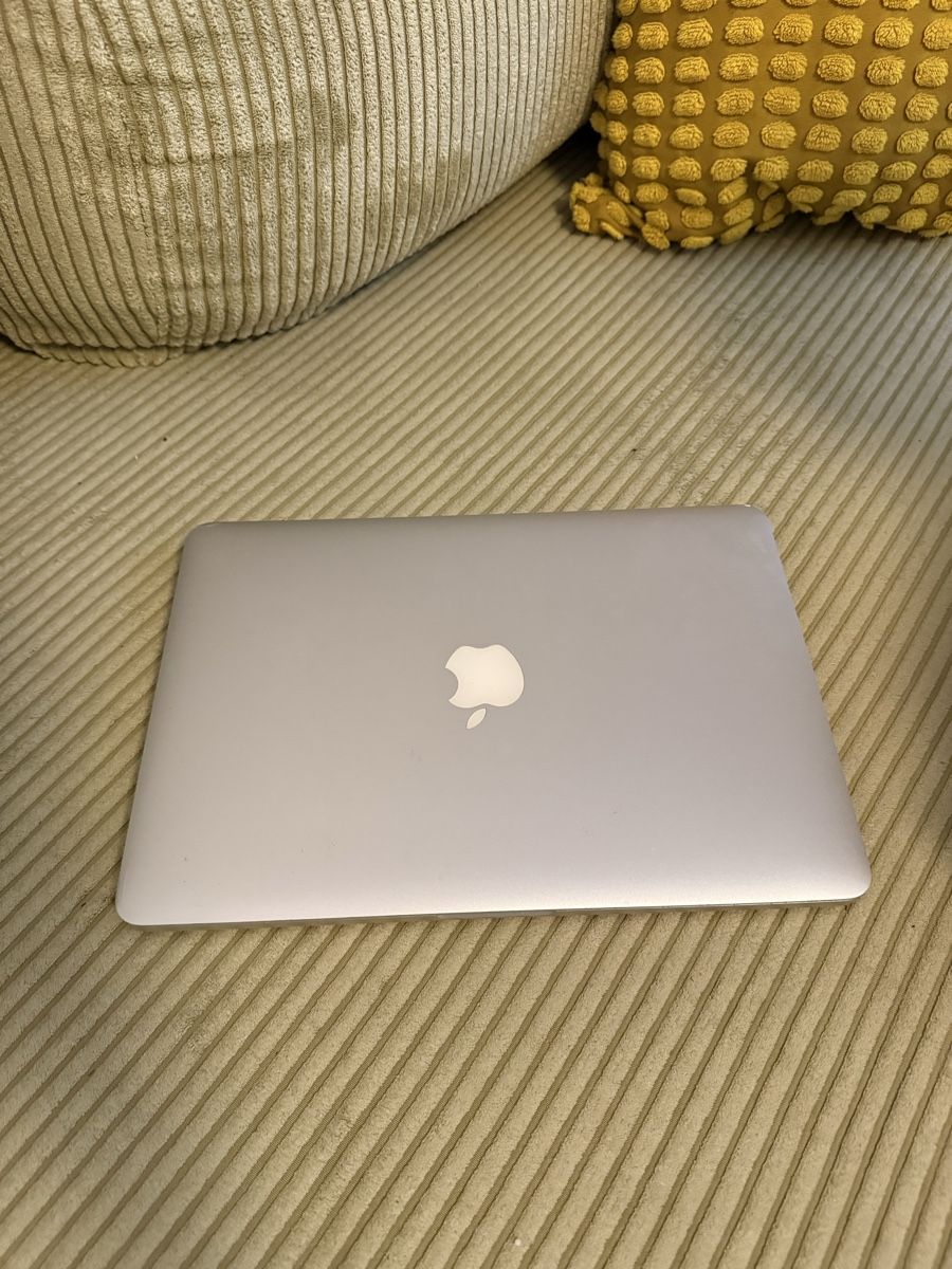Apple Notebook: MacBook Pro Retina 13” – Usato da Regensdorf venduto da ElenaBl 2