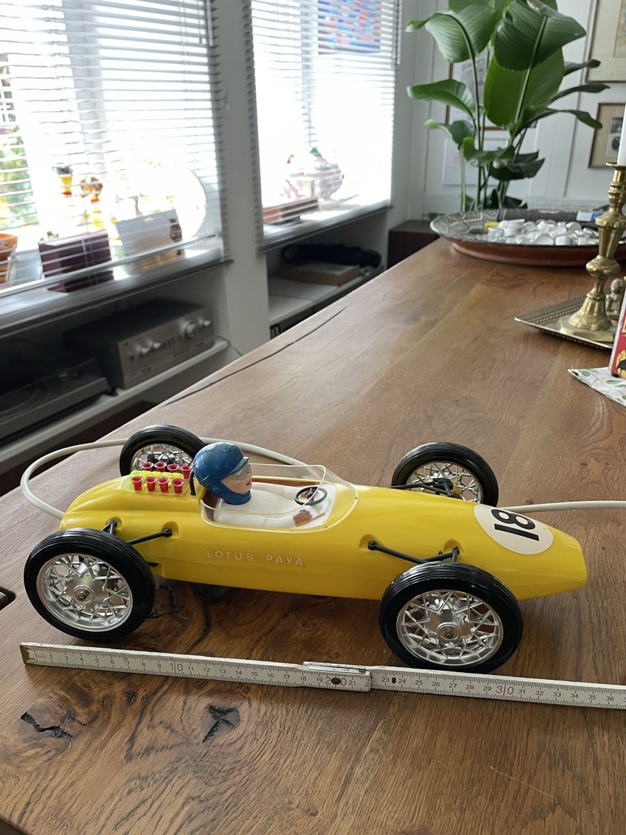 Giocattoli: Lotus Rennwagen – Nuovo (secondo la descrizione) da Laupen BE venduto da Perigoso 4