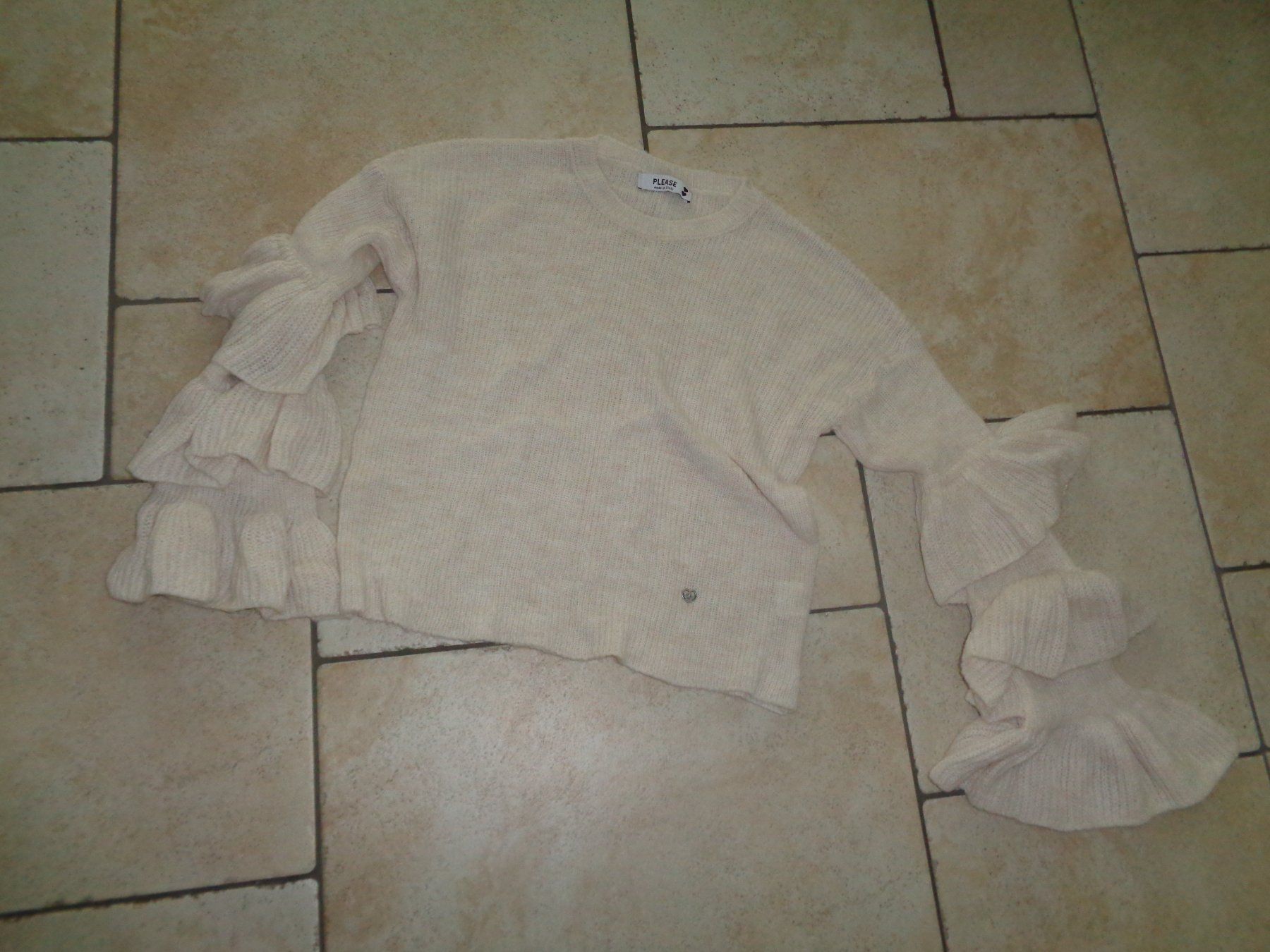 Maglioni & Felpe: Pulli  Please  Grösse M/L – Usato da Kreuzlingen venduto da Robi-2003
