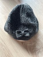 Kinder Wintermütze, anthrazit mit Schleife H&M Gr. 92/104