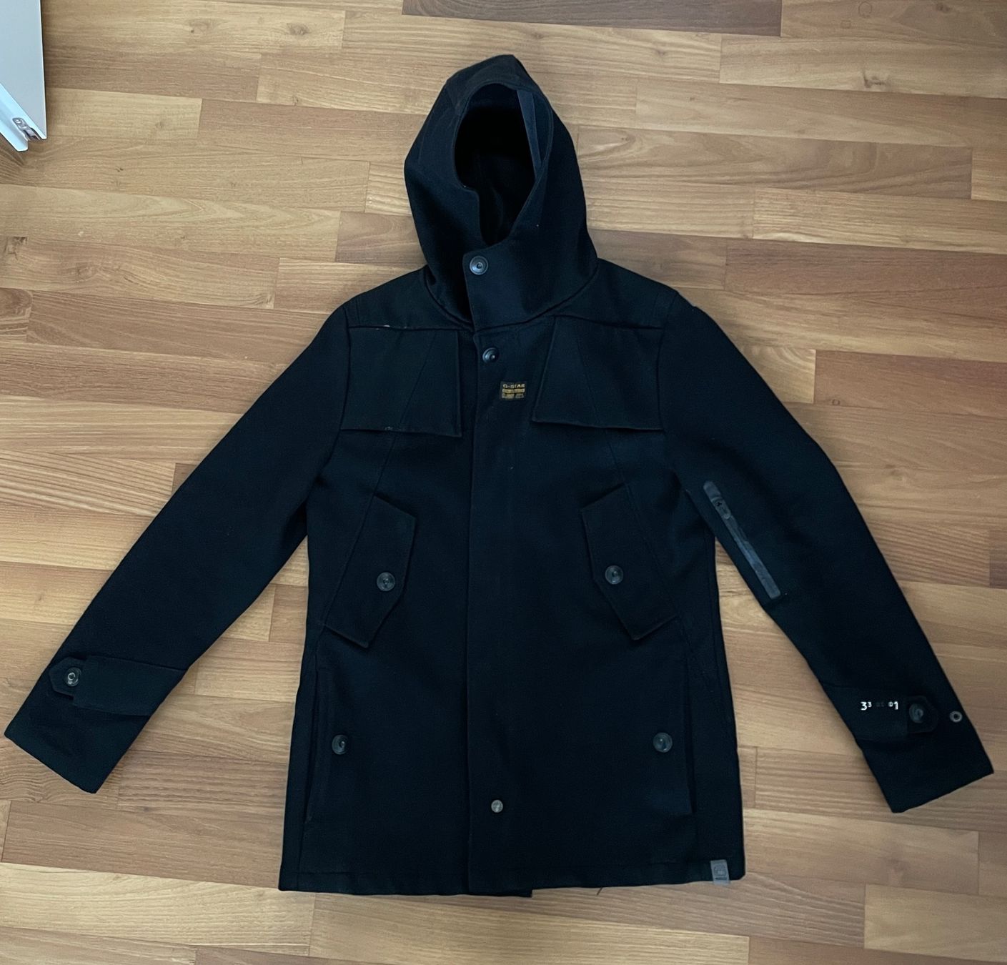 G-Star Jacken: G-Star Winterjacke, Gr M mit Gebrauchsspuren – Gebraucht aus Aarau Rohr von foodlover