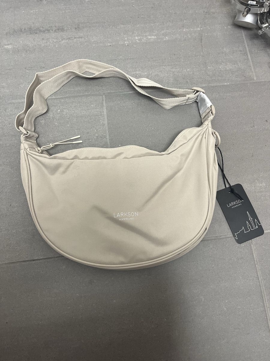 Borse da donna: Larkson Hamburg umhänge  Tasche – Nuovo e nell'imballaggio originale da Neerach venduto da fuz_8d7l