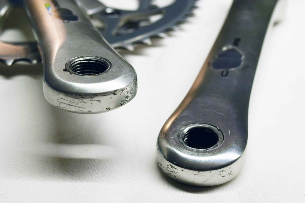 Pédalier Shimano 600 FC-6400 Triple 53/42/32 - Longueur Manivelle 172,5 Mm, Occasion, Fabrication Japon