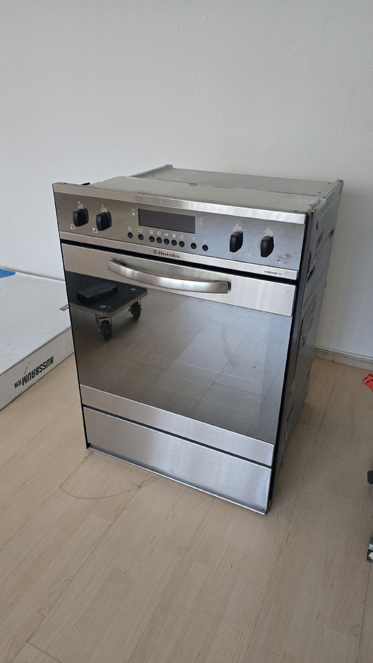 Electrolux Küchengeräte: Electrolux Einbauherd mit Glaskeramik-Kochfeld – Gebraucht aus Obfelden von 06b_jky7 4