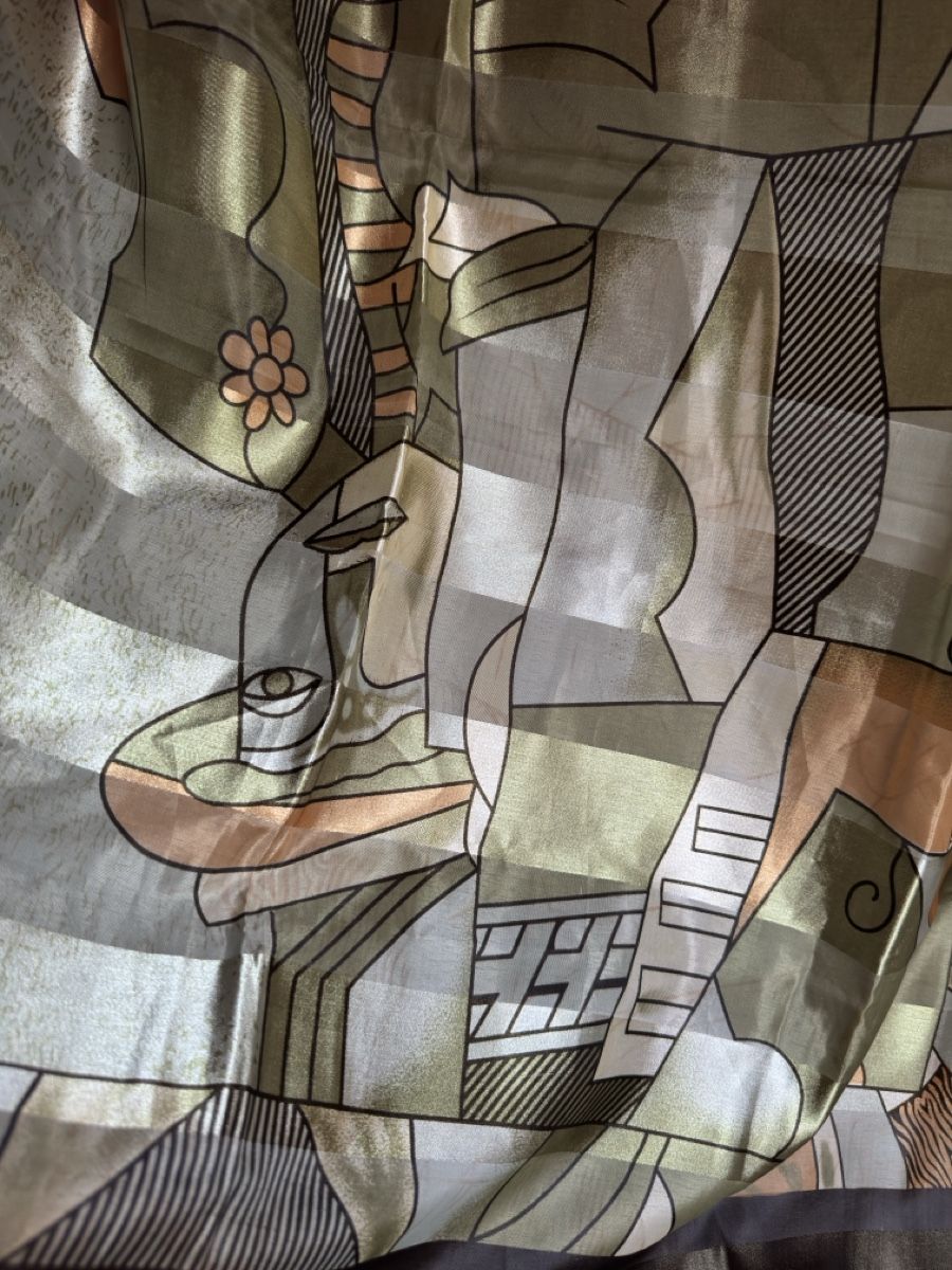Polyester Foulard & Sciarpe: Foulard vintage en polyester 100 x 100 cm – Usato da Vuippens venduto da Anna_as 2