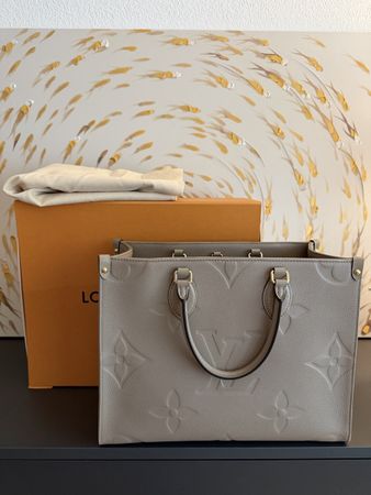 Louis Vuitton Onthego MM