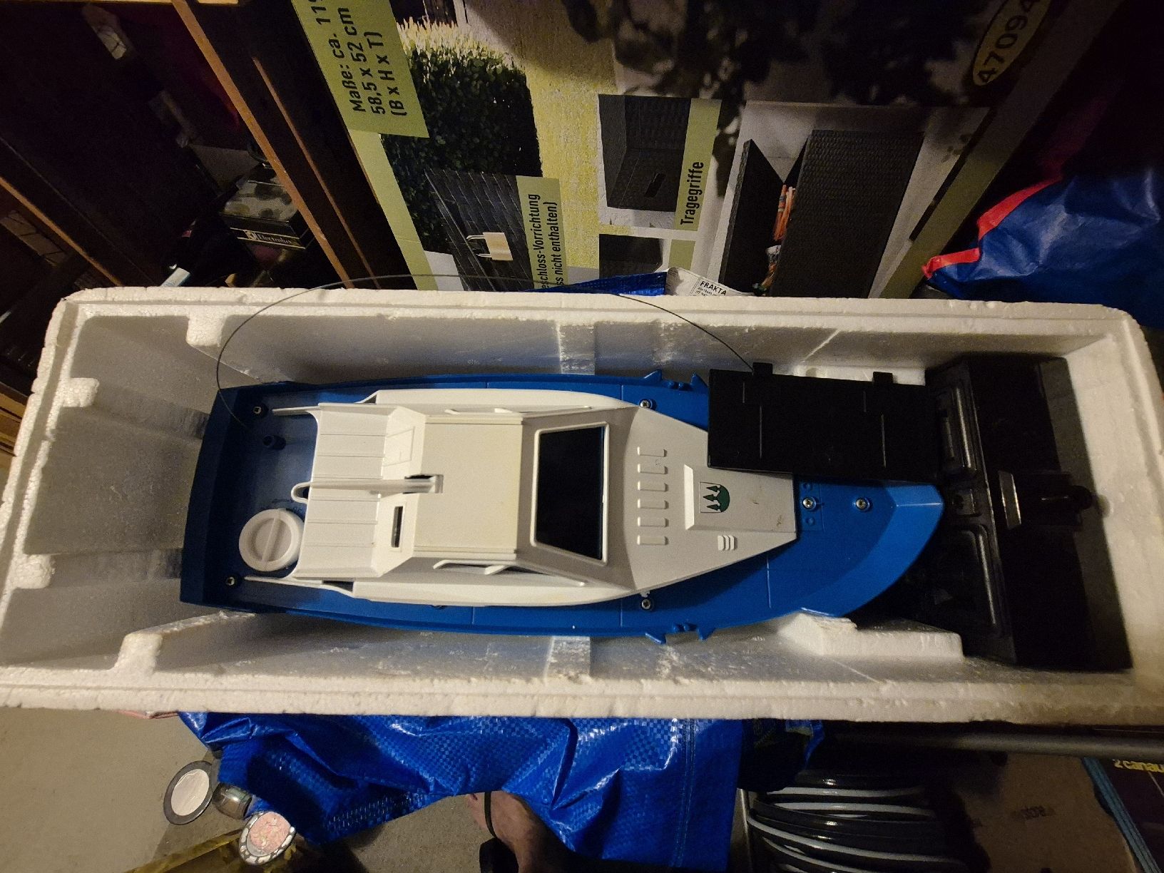 Giocattoli: Cabin cruiser boat joustra – Nuovo (secondo la descrizione) da Dulliken venduto da Undercover 3