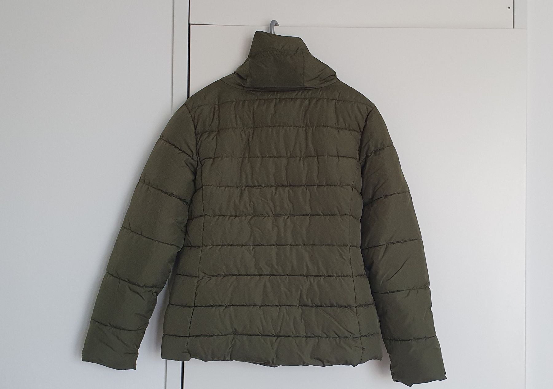Vestes: Jacke olivegrün, Gr. L – D'occasion à Möriken AG par Katze110 1